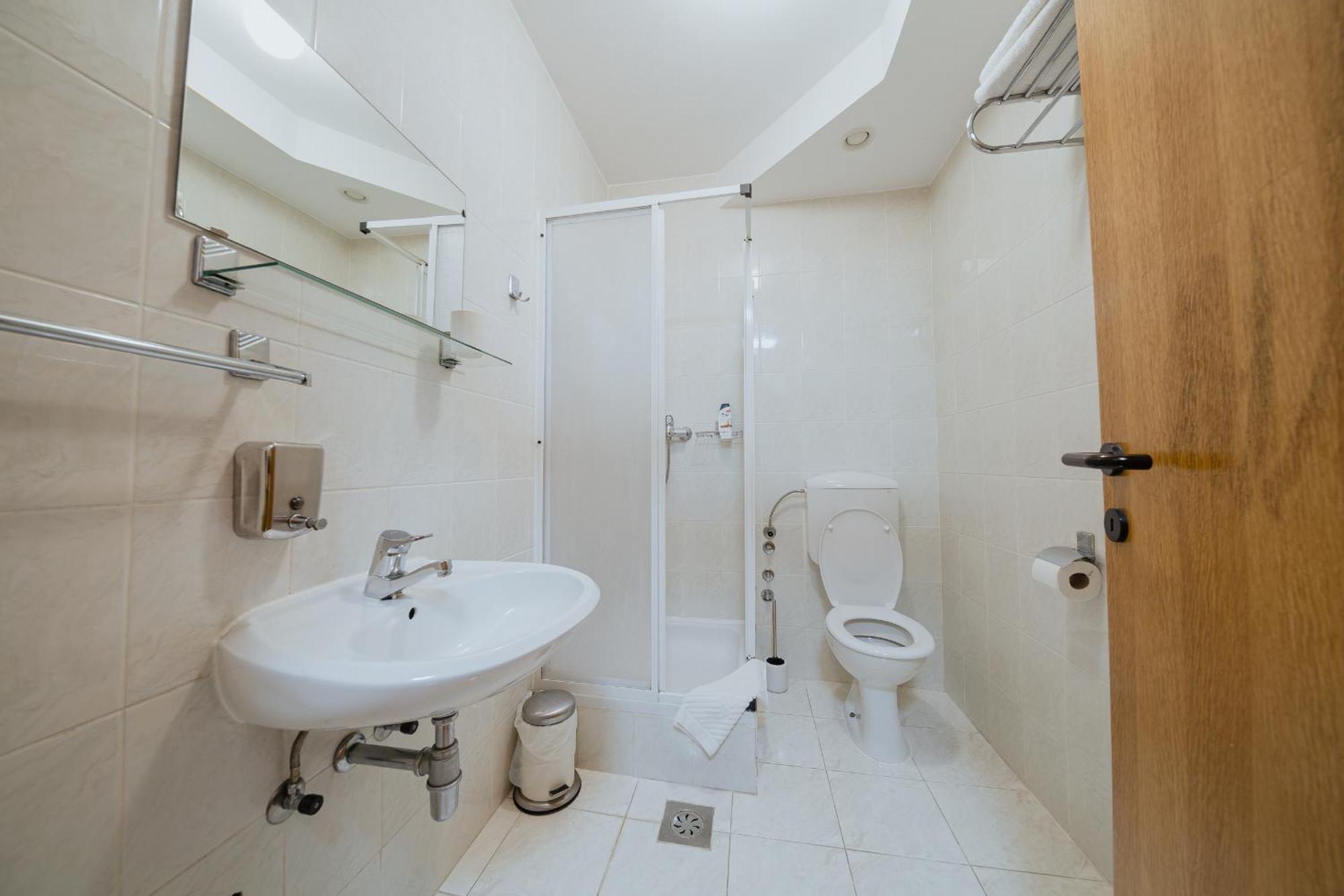 Hotel Maj Inn Moravske-Toplice Dış mekan fotoğraf
